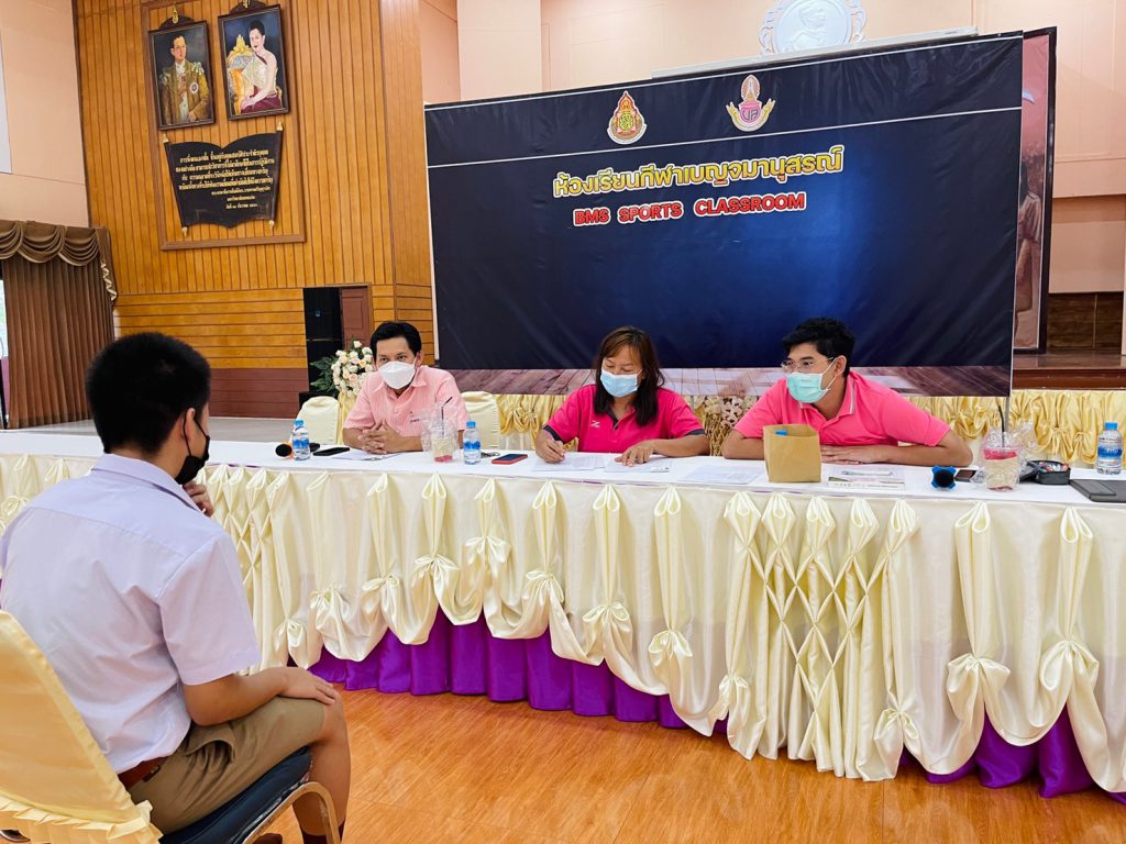 LINE_ALBUM_สัมภาษณ์ห้องเรียนกีฬา_๒๒๐๓๒๒_2